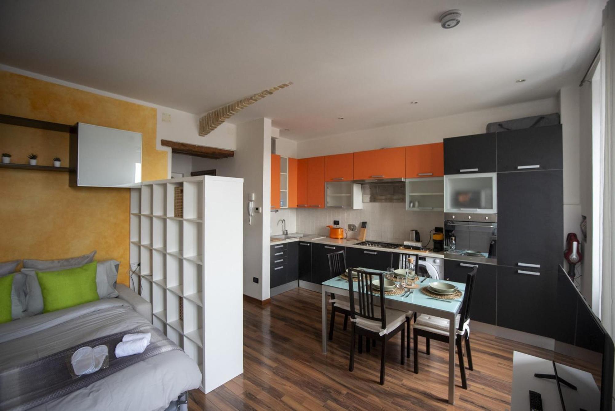 Апартаменты Tiny House Триест Экстерьер фото